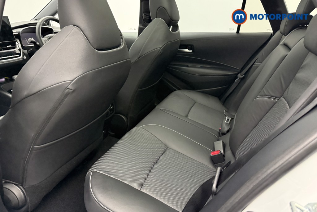 Toyota Corolla Excel Automatic Petrol-Electric Hybrid Estate - Stock Number (1626869) - 4th supplementary image