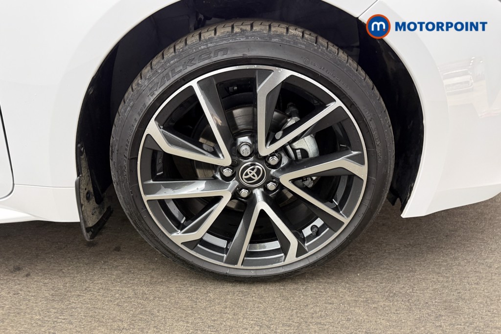 Toyota Corolla Excel Automatic Petrol-Electric Hybrid Estate - Stock Number (1626869) - 26th supplementary image