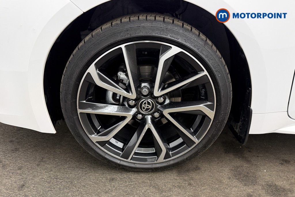 Toyota Corolla Excel Automatic Petrol-Electric Hybrid Estate - Stock Number (1626869) - 29th supplementary image