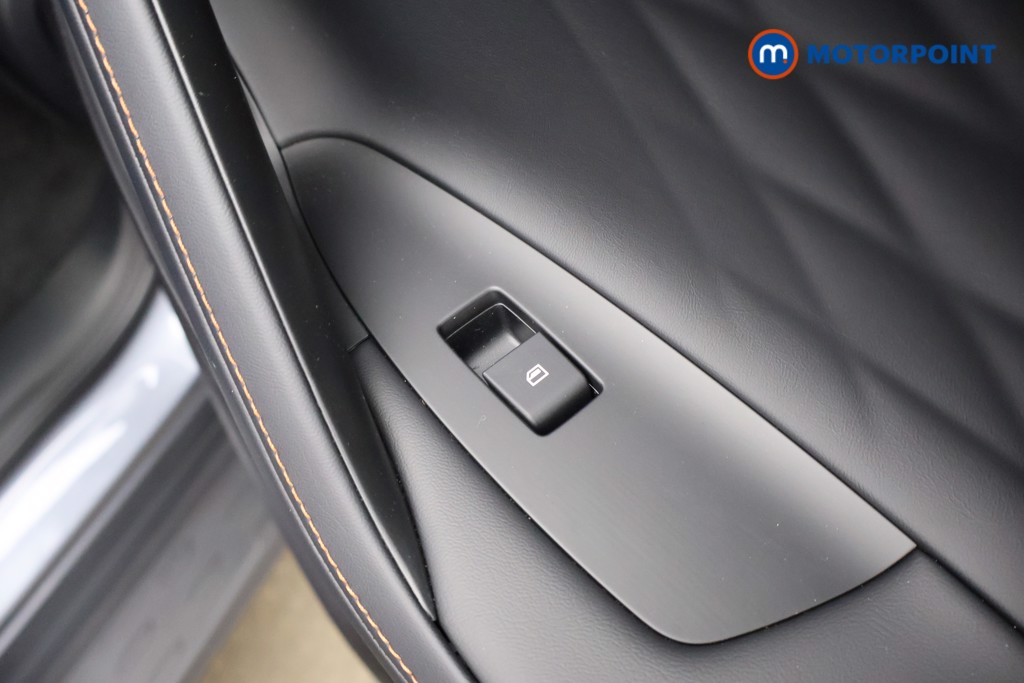 Mg Motor Uk HS Trophy Automatic Petrol Plug-In Hybrid SUV - Stock Number (1627829) - 24th supplementary image