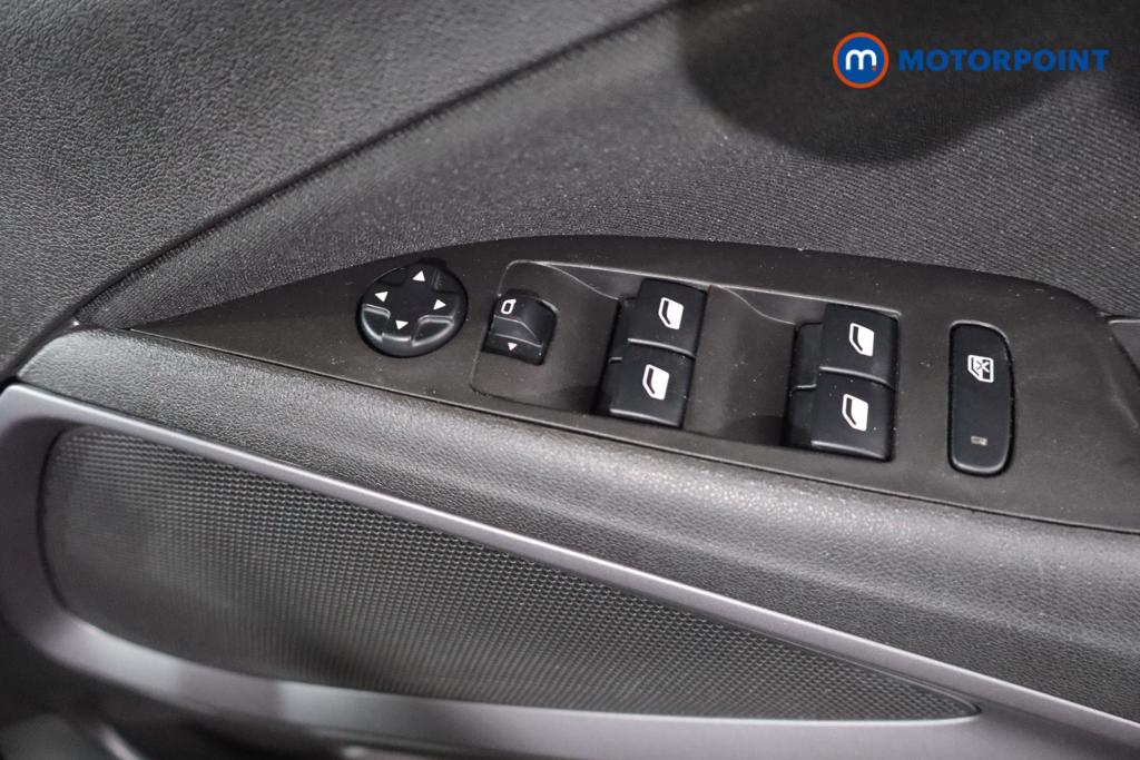 Vauxhall Crossland X SE Manual Petrol SUV - Stock Number (1627853) - 9th supplementary image