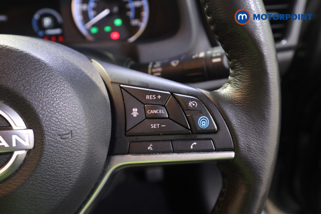 Nissan Leaf N-Connecta Automatic Electric Hatchback - Stock Number (1627902) - 6th supplementary image