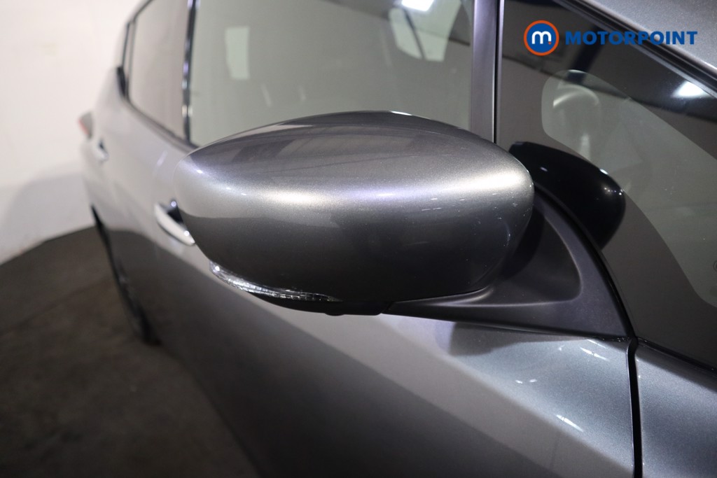Nissan Leaf N-Connecta Automatic Electric Hatchback - Stock Number (1627902) - 32nd supplementary image