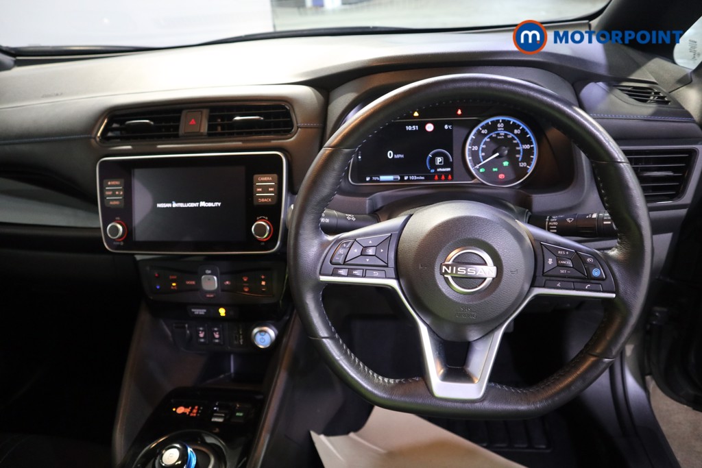 Nissan Leaf N-Connecta Automatic Electric Hatchback - Stock Number (1627902) - 1st supplementary image
