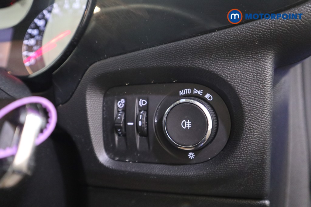 Vauxhall Corsa Design Manual Petrol Hatchback - Stock Number (1627984) - 13th supplementary image