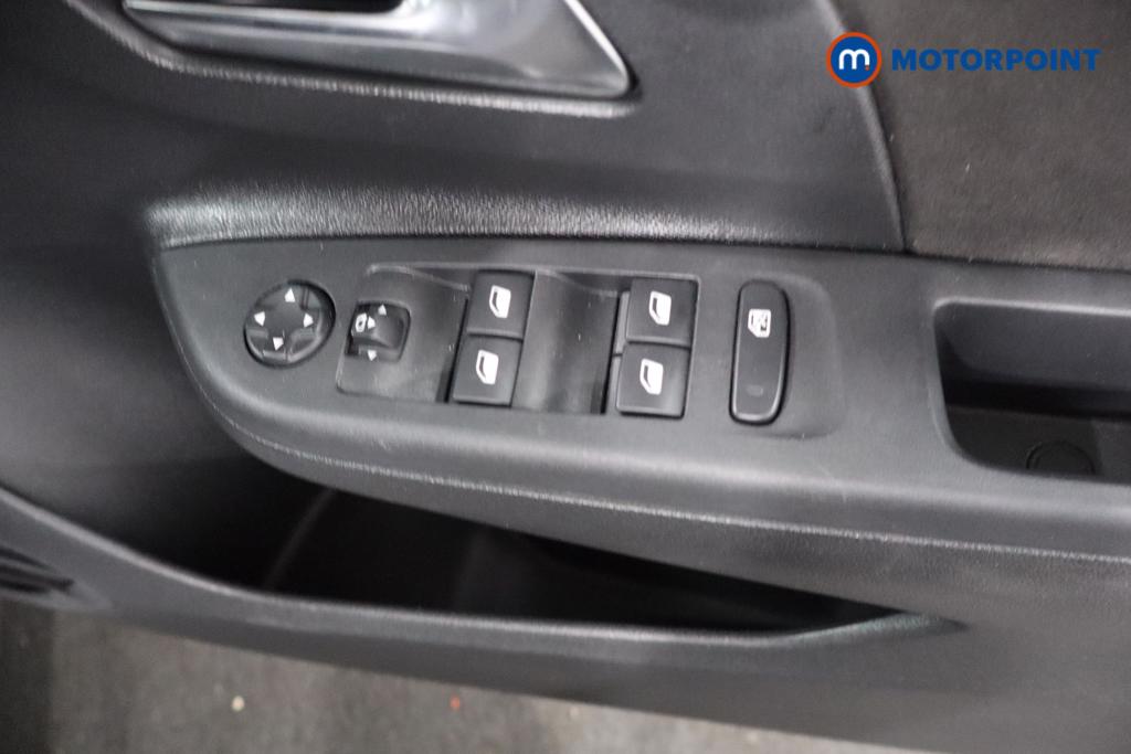 Vauxhall Corsa Ultimate Manual Petrol Hatchback - Stock Number (1628308) - 9th supplementary image