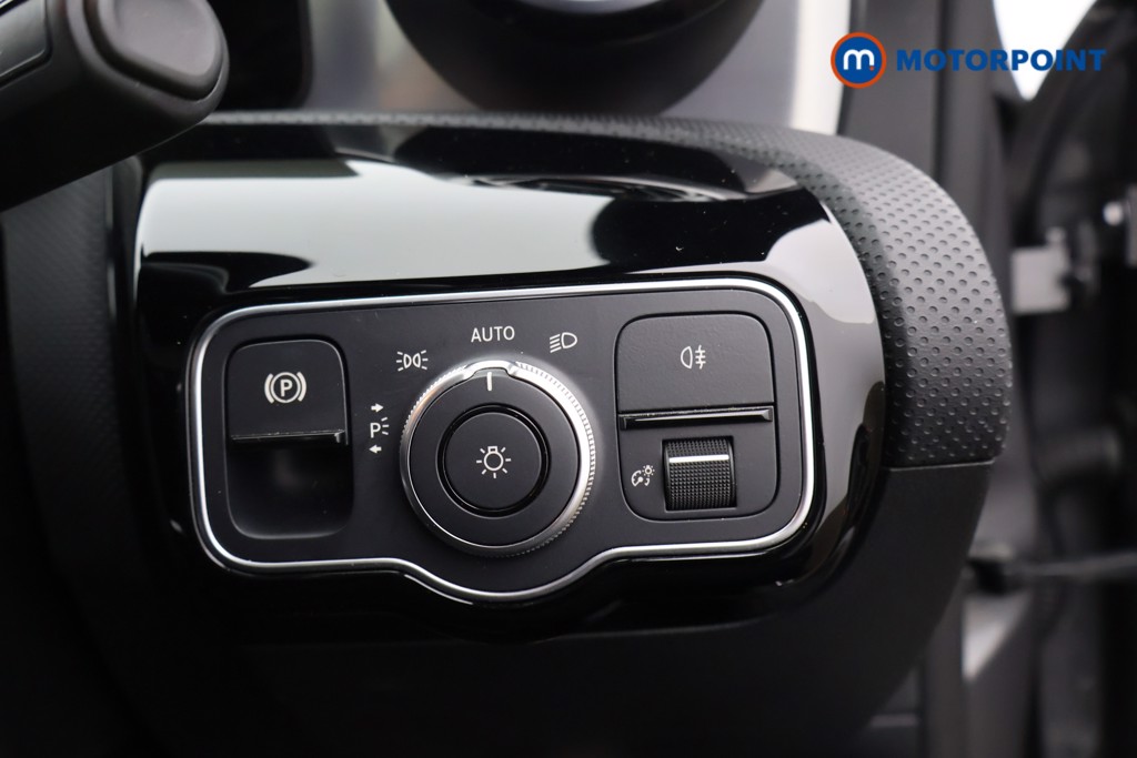 Mercedes-Benz CLA Amg Line Automatic Petrol Estate - Stock Number (1628433) - 12th supplementary image