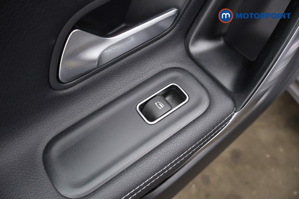 Mercedes-Benz CLA Amg Line Automatic Petrol Estate - Stock Number (1628433) - 33rd supplementary image