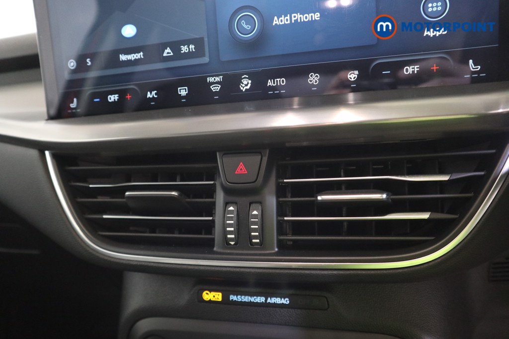 Ford Focus Titanium Vignale Manual Petrol Hatchback - Stock Number (1628785) - 7th supplementary image