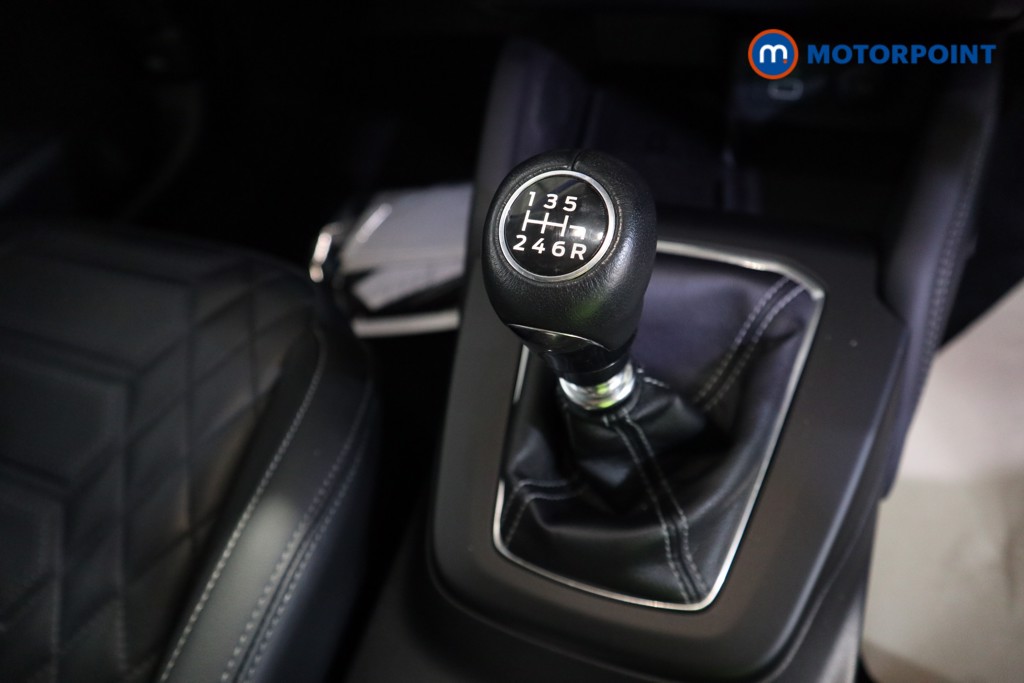 Ford Focus Titanium Vignale Manual Petrol Hatchback - Stock Number (1628785) - 10th supplementary image