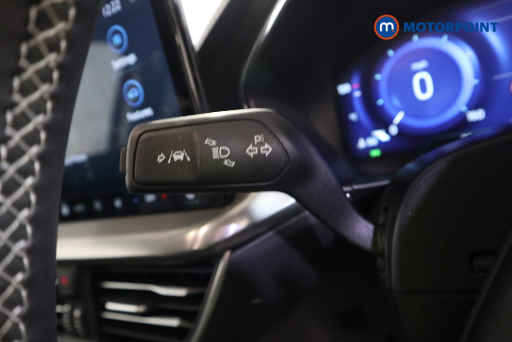 Ford Focus Titanium Vignale Manual Petrol Hatchback - Stock Number (1628785) - 13th supplementary image