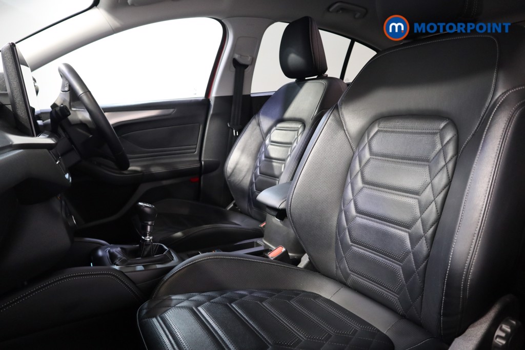 Ford Focus Titanium Vignale Manual Petrol Hatchback - Stock Number (1628785) - 18th supplementary image