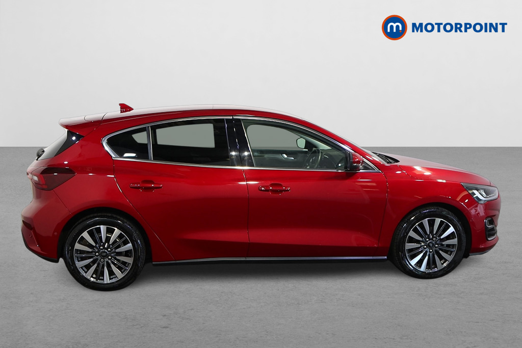 Ford Focus Titanium Vignale Manual Petrol Hatchback - Stock Number (1628785) - Drivers side