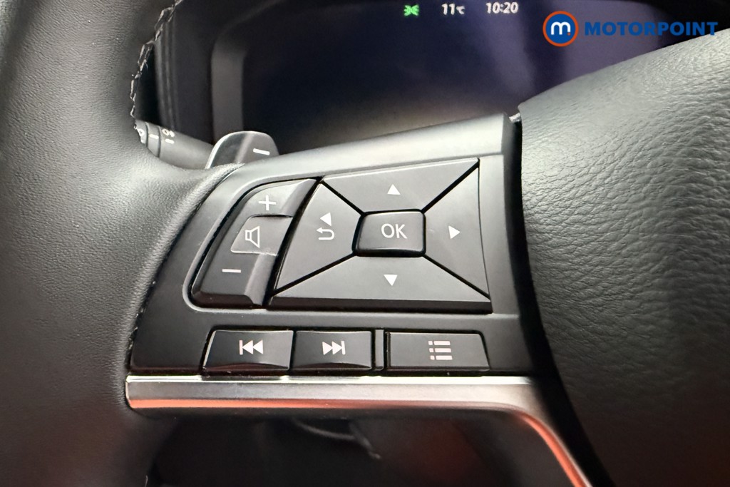 Nissan Juke N-Connecta Automatic Petrol SUV - Stock Number (1628808) - 3rd supplementary image