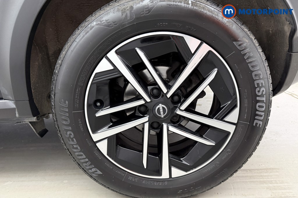 Nissan Juke N-Connecta Automatic Petrol SUV - Stock Number (1628808) - 24th supplementary image