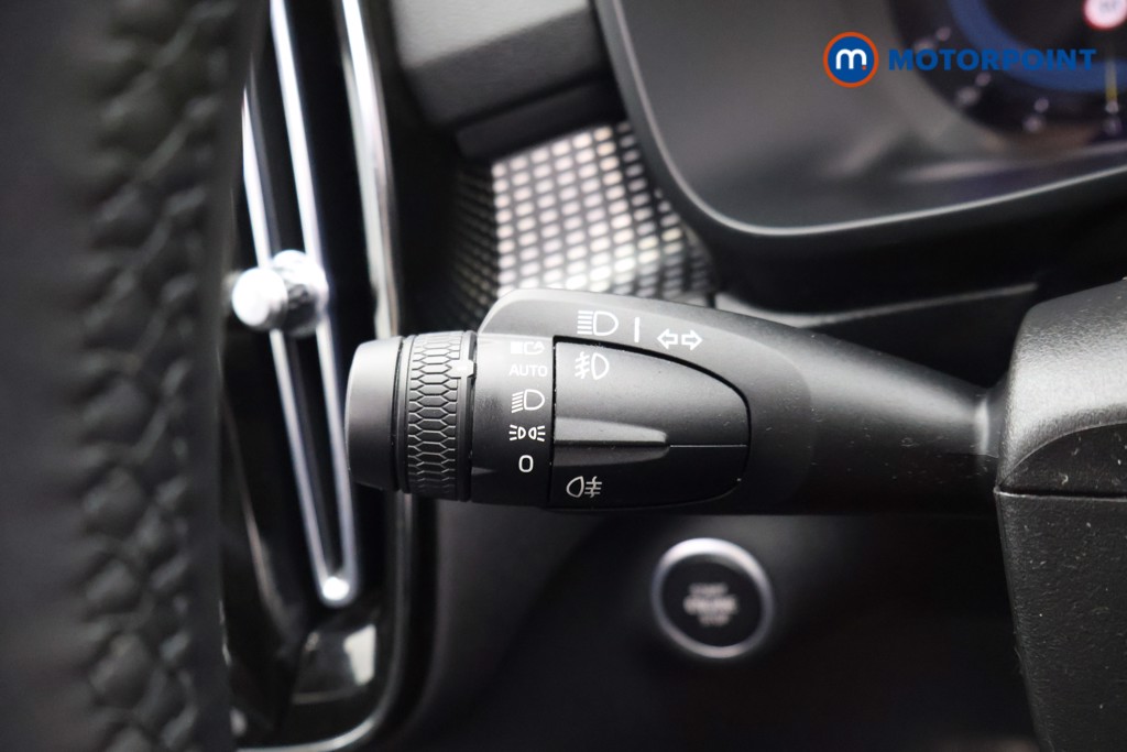 Volvo Xc40 Ultimate Automatic Petrol SUV - Stock Number (1628863) - 10th supplementary image