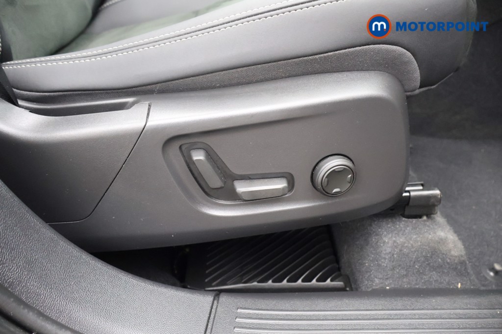 Volvo Xc40 Ultimate Automatic Petrol SUV - Stock Number (1628863) - 18th supplementary image