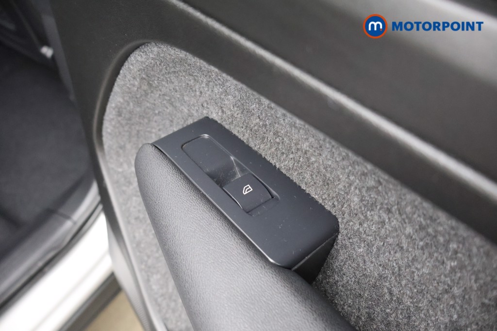 Volvo Xc40 Ultimate Automatic Petrol SUV - Stock Number (1628863) - 25th supplementary image