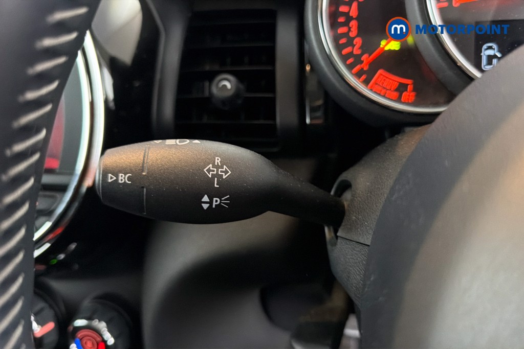 Mini Hatchback Cooper Exclusive Manual Petrol Hatchback - Stock Number (1629043) - 6th supplementary image