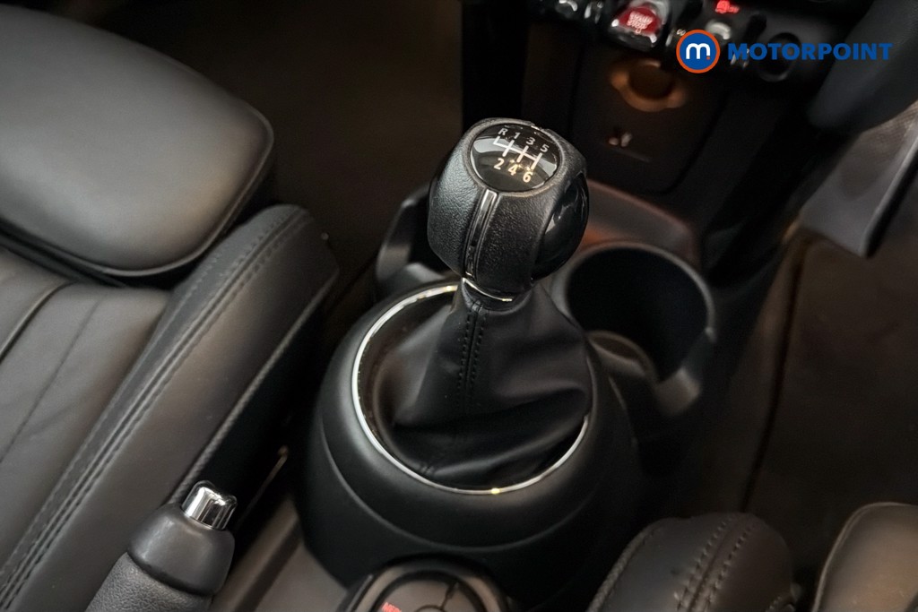 Mini Hatchback Cooper Exclusive Manual Petrol Hatchback - Stock Number (1629043) - 15th supplementary image