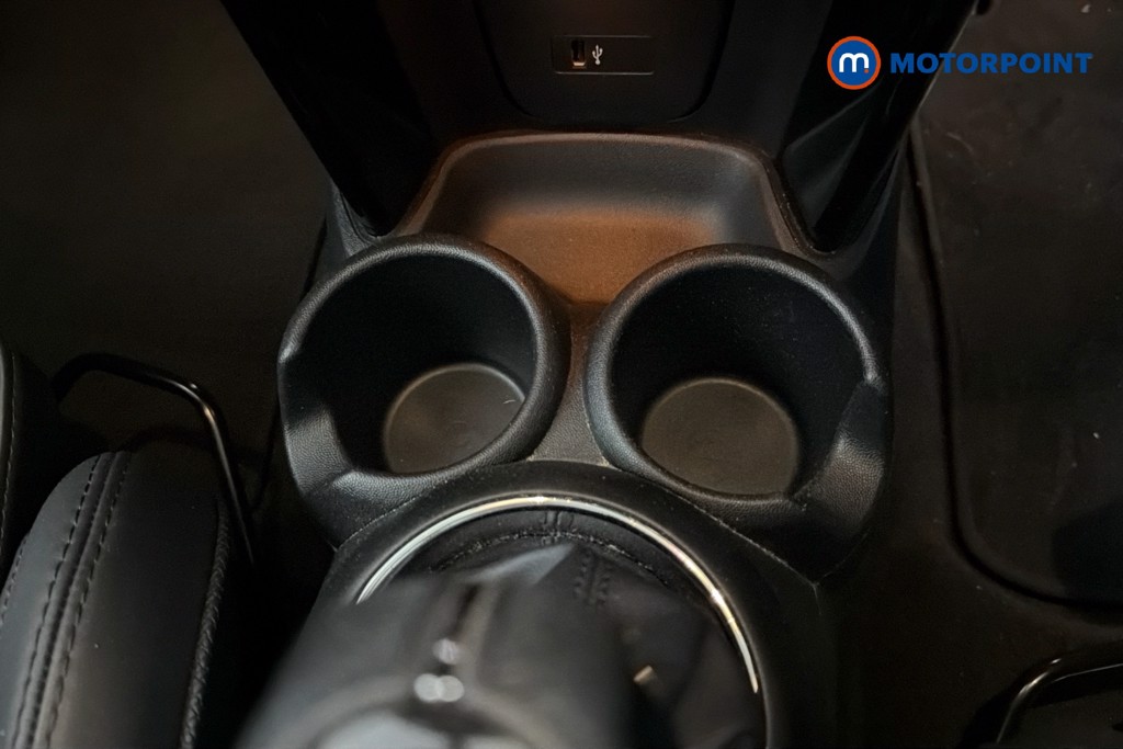 Mini Hatchback Cooper Exclusive Manual Petrol Hatchback - Stock Number (1629043) - 16th supplementary image