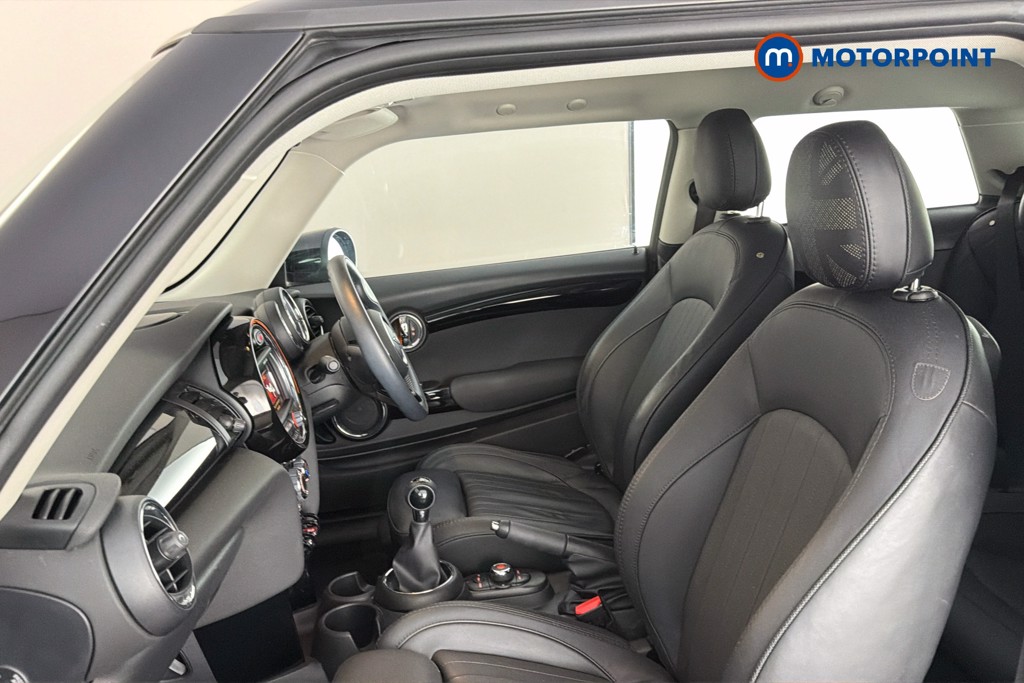 Mini Hatchback Cooper Exclusive Manual Petrol Hatchback - Stock Number (1629043) - 22nd supplementary image