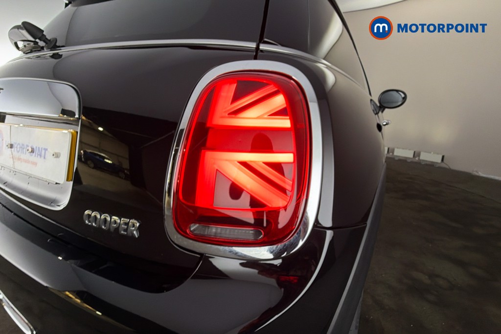 Mini Hatchback Cooper Exclusive Manual Petrol Hatchback - Stock Number (1629043) - 38th supplementary image