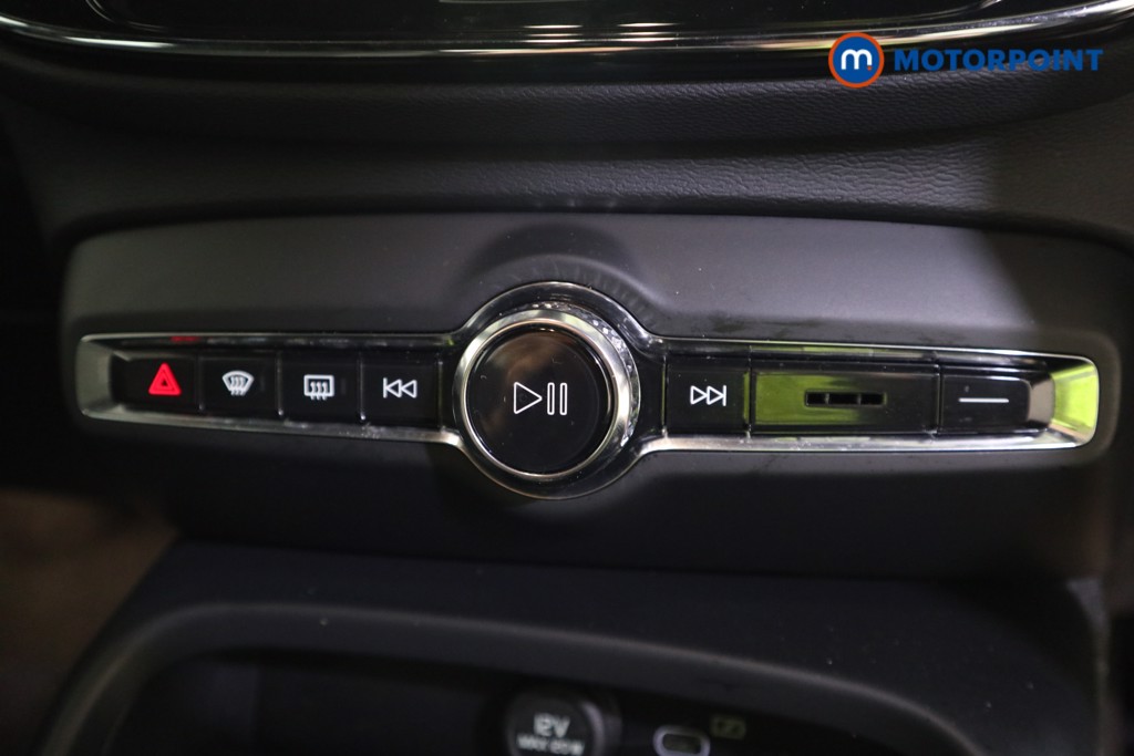 Volvo Xc40 Plus Automatic Petrol SUV - Stock Number (1629534) - 7th supplementary image