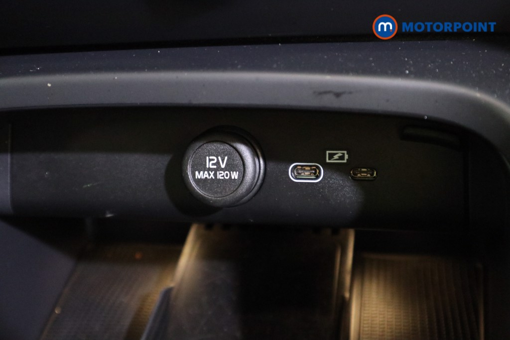 Volvo Xc40 Plus Automatic Petrol SUV - Stock Number (1629534) - 8th supplementary image