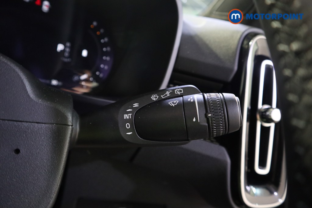 Volvo Xc40 Plus Automatic Petrol SUV - Stock Number (1629534) - 13th supplementary image