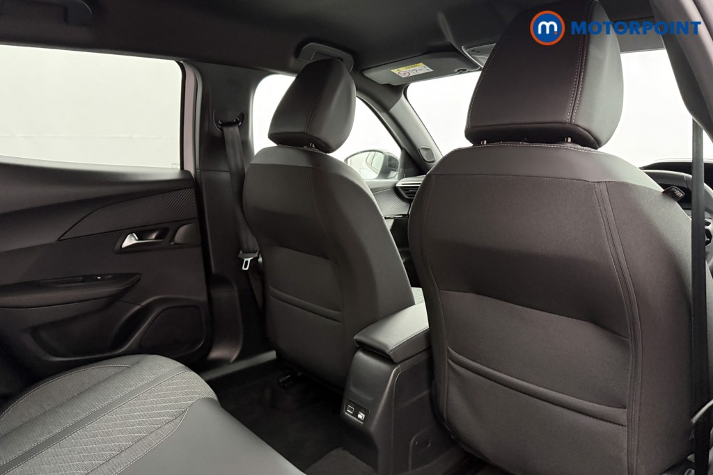 Peugeot 2008 Allure Manual Petrol SUV - Stock Number (1630229) - 17th supplementary image