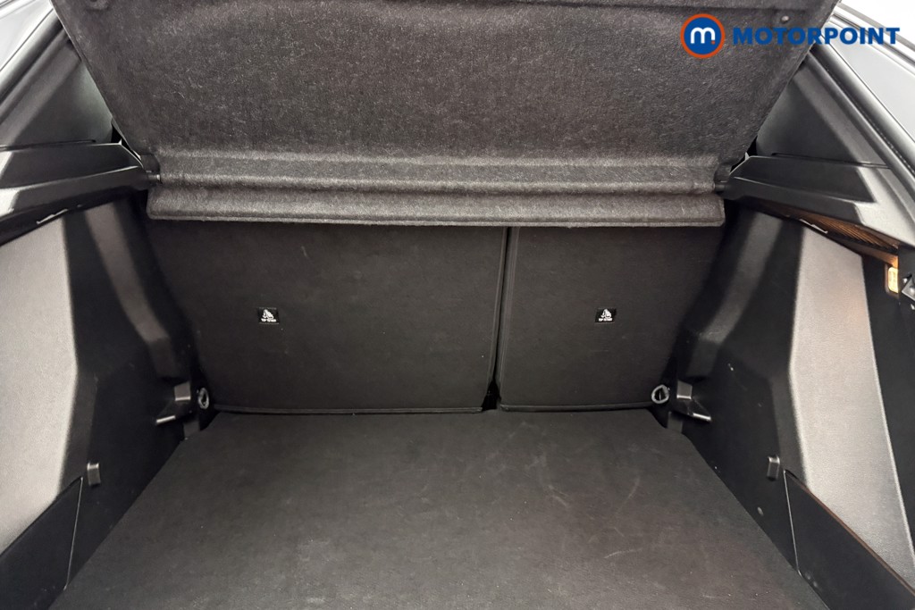 Peugeot 2008 Allure Manual Petrol SUV - Stock Number (1630229) - 20th supplementary image