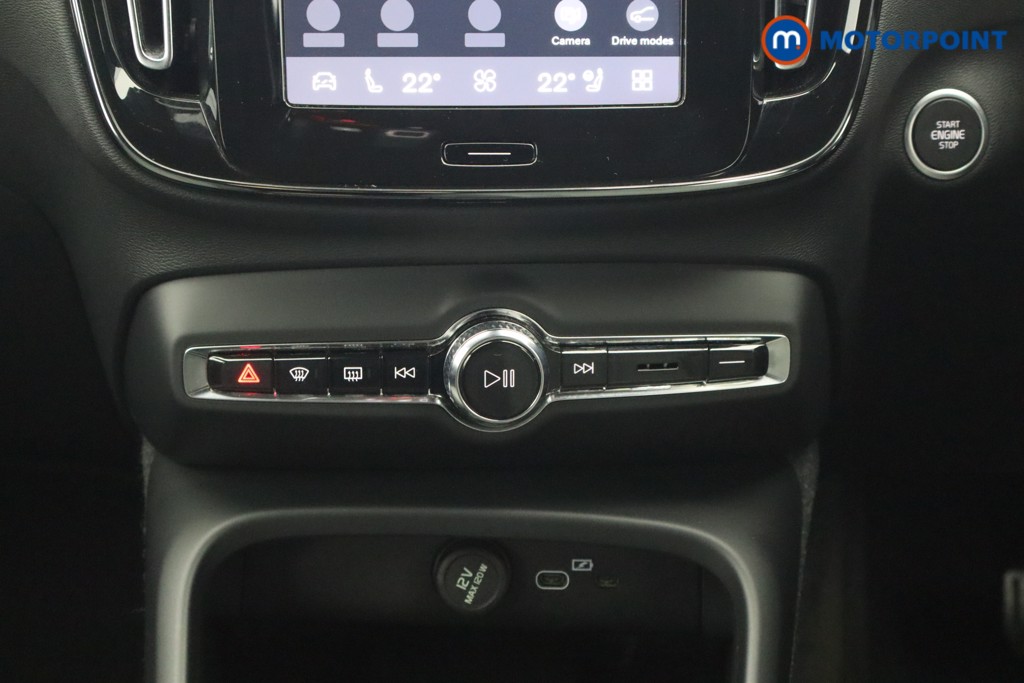 Volvo Xc40 Core Automatic Petrol SUV - Stock Number (1630753) - 4th supplementary image