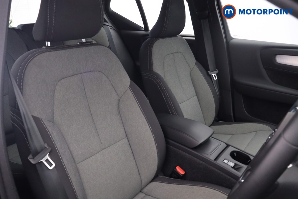 Volvo Xc40 Core Automatic Petrol SUV - Stock Number (1630753) - 12th supplementary image