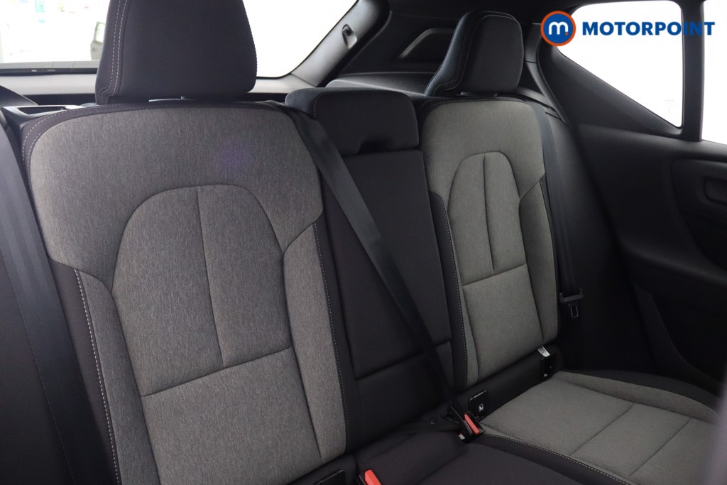 Volvo Xc40 Core Automatic Petrol SUV - Stock Number (1630753) - 19th supplementary image