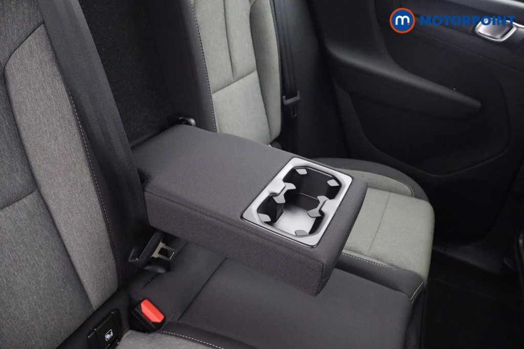 Volvo Xc40 Core Automatic Petrol SUV - Stock Number (1630753) - 20th supplementary image