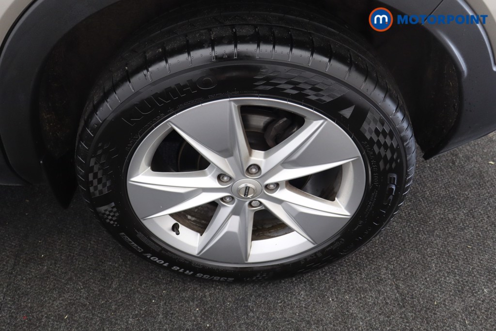 Volvo Xc40 Core Automatic Petrol SUV - Stock Number (1630753) - 33rd supplementary image