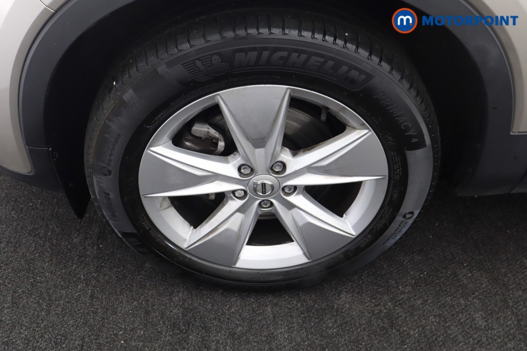 Volvo Xc40 Core Automatic Petrol SUV - Stock Number (1630753) - 34th supplementary image