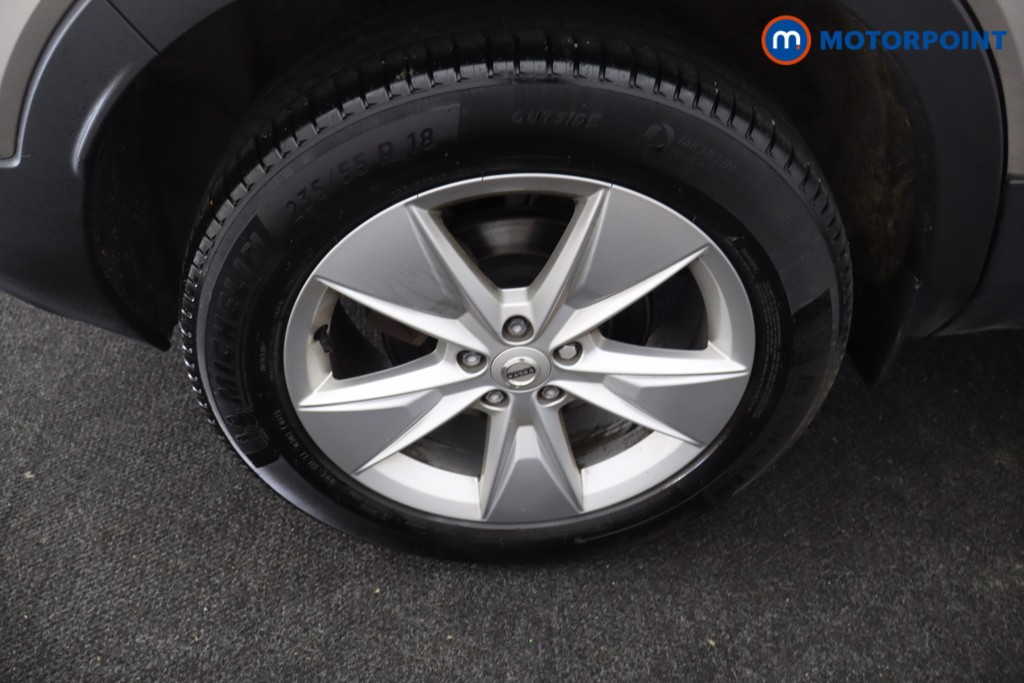 Volvo Xc40 Core Automatic Petrol SUV - Stock Number (1630753) - 36th supplementary image