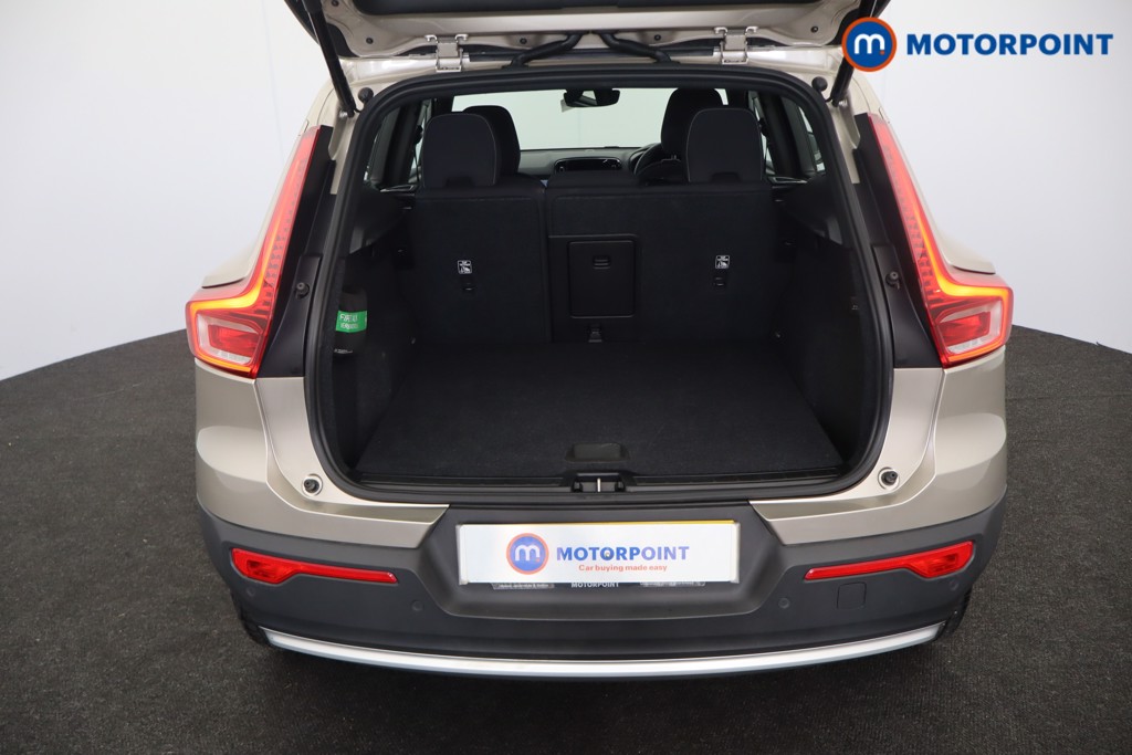 Volvo Xc40 Core Automatic Petrol SUV - Stock Number (1630753) - 45th supplementary image