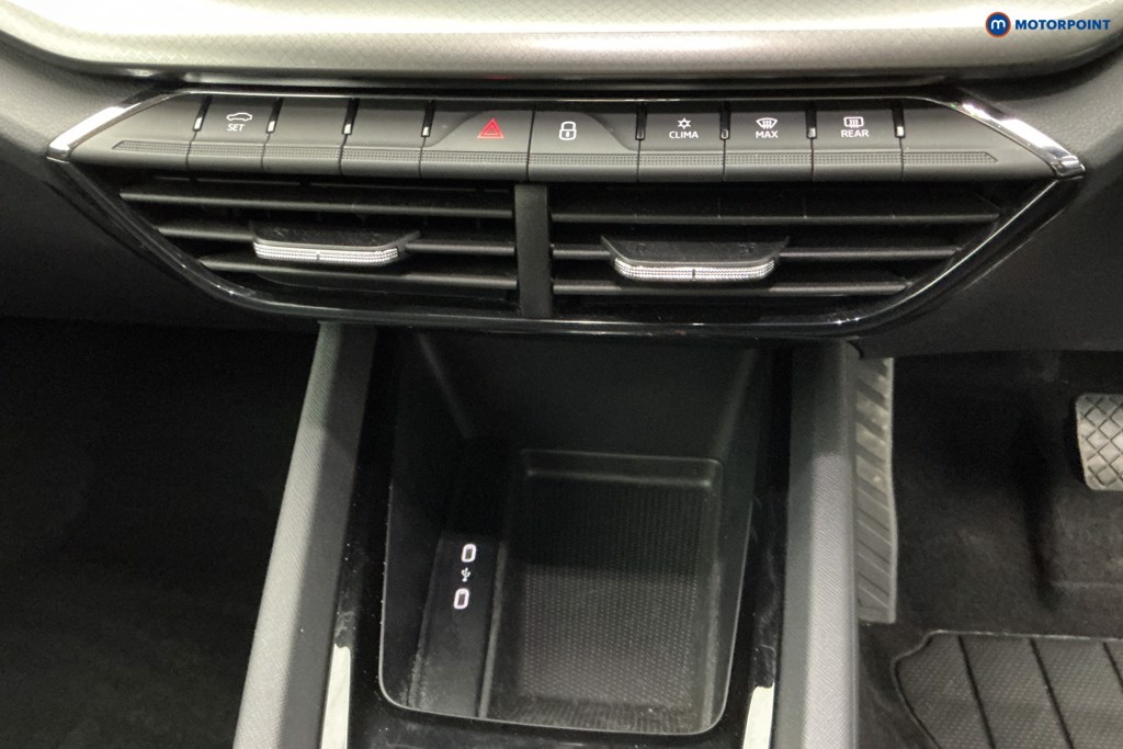 Skoda Octavia SE Automatic Petrol Hatchback - Stock Number (1630800) - 19th supplementary image