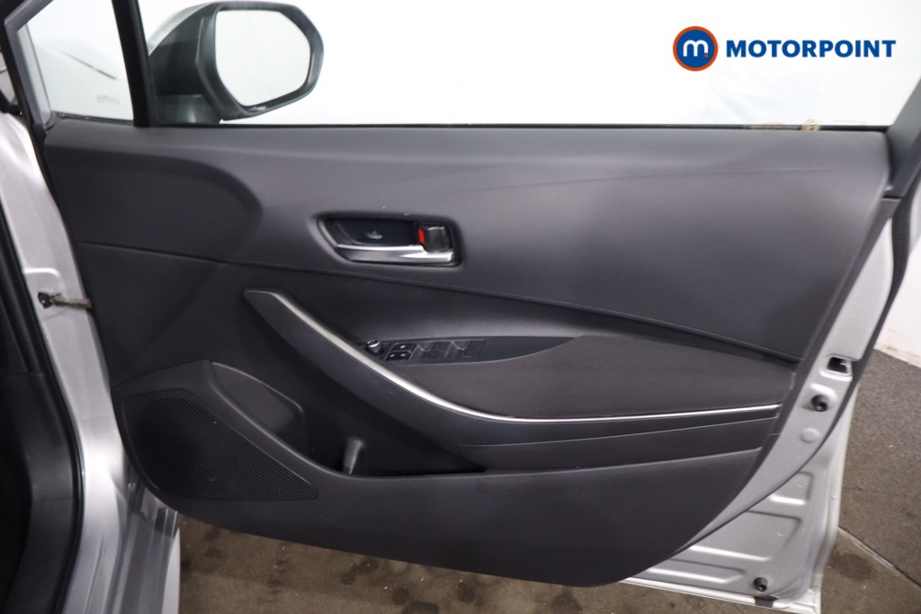 Toyota Corolla Icon Automatic Petrol-Electric Hybrid Hatchback - Stock Number (1631328) - 24th supplementary image
