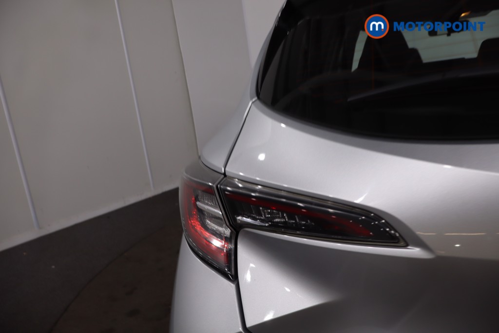 Toyota Corolla Icon Automatic Petrol-Electric Hybrid Hatchback - Stock Number (1631328) - 35th supplementary image