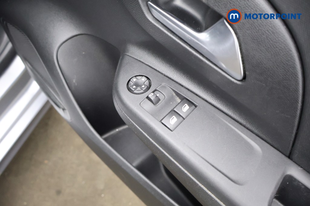 Vauxhall Corsa Se Premium Manual Petrol Hatchback - Stock Number (1631678) - 16th supplementary image