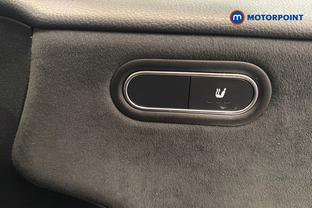 Mercedes-Benz A Class Amg Line Automatic Petrol Plug-In Hybrid Saloon - Stock Number (1631933) - 14th supplementary image