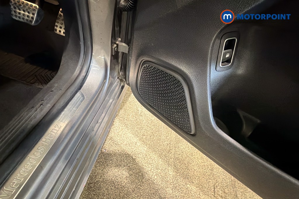 Mercedes-Benz A Class Amg Line Automatic Petrol Plug-In Hybrid Saloon - Stock Number (1631933) - 21st supplementary image