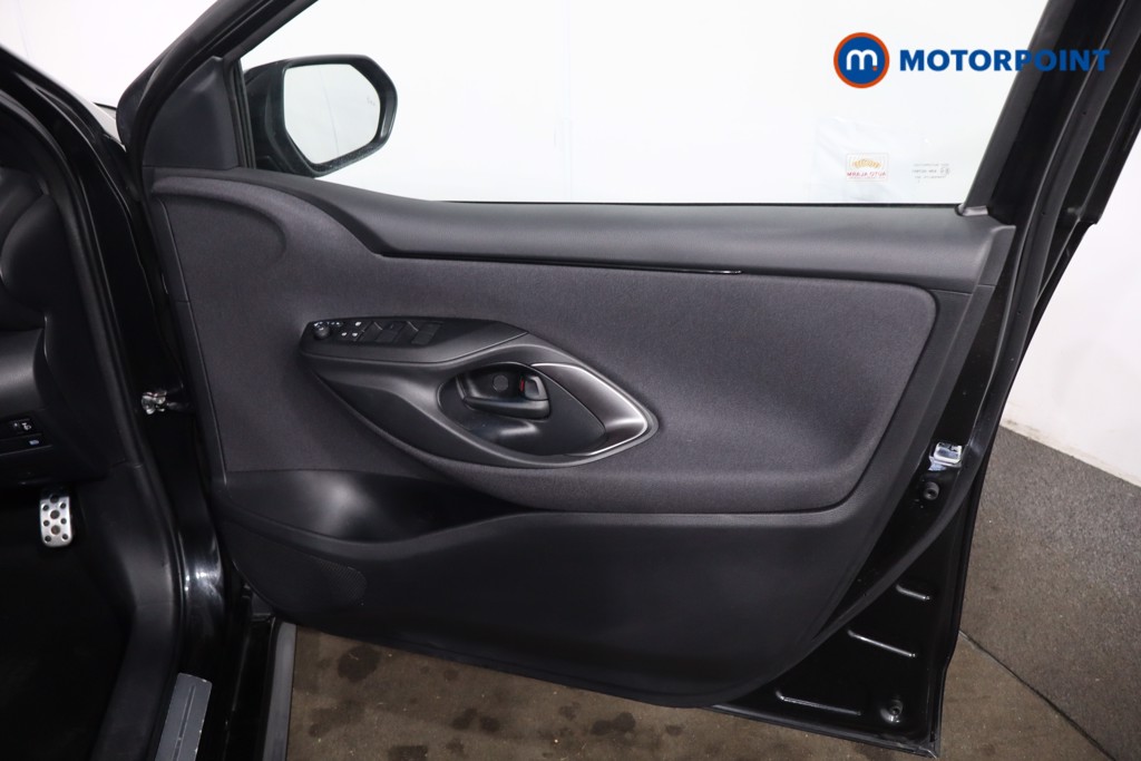 Toyota Yaris Gr Sport Automatic Petrol-Electric Hybrid Hatchback - Stock Number (1632309) - 28th supplementary image
