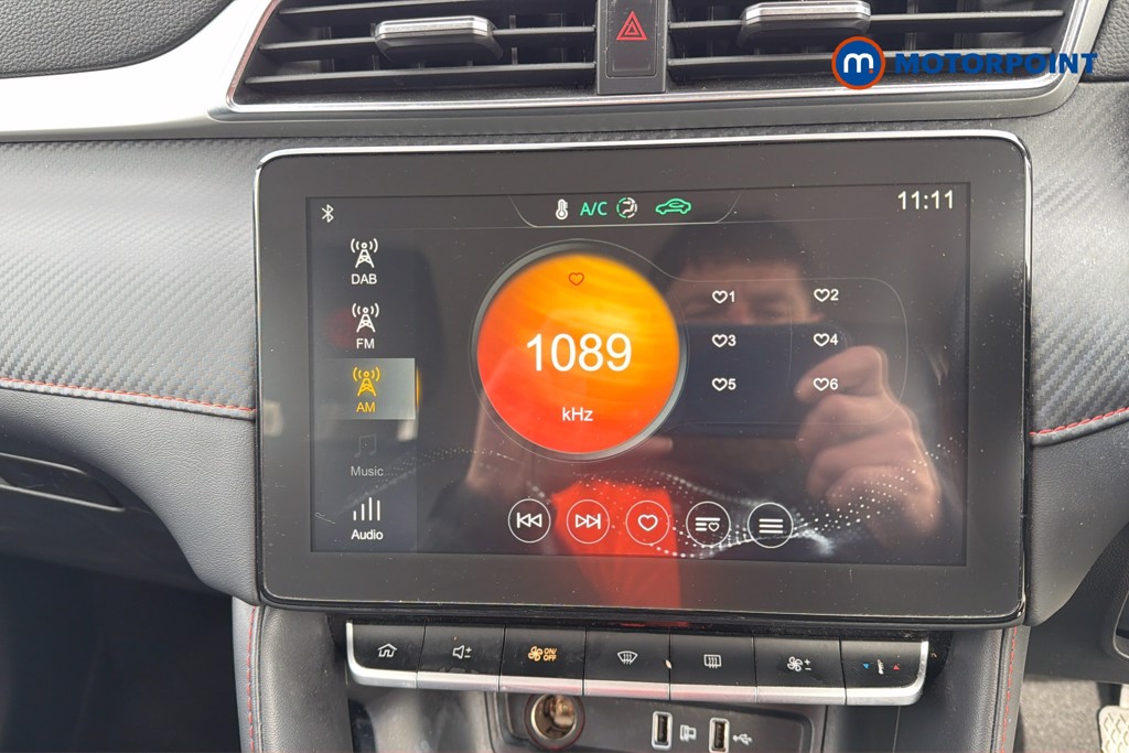 Mg Motor Uk ZS Exclusive Manual Petrol SUV - Stock Number (1632621) - 9th supplementary image