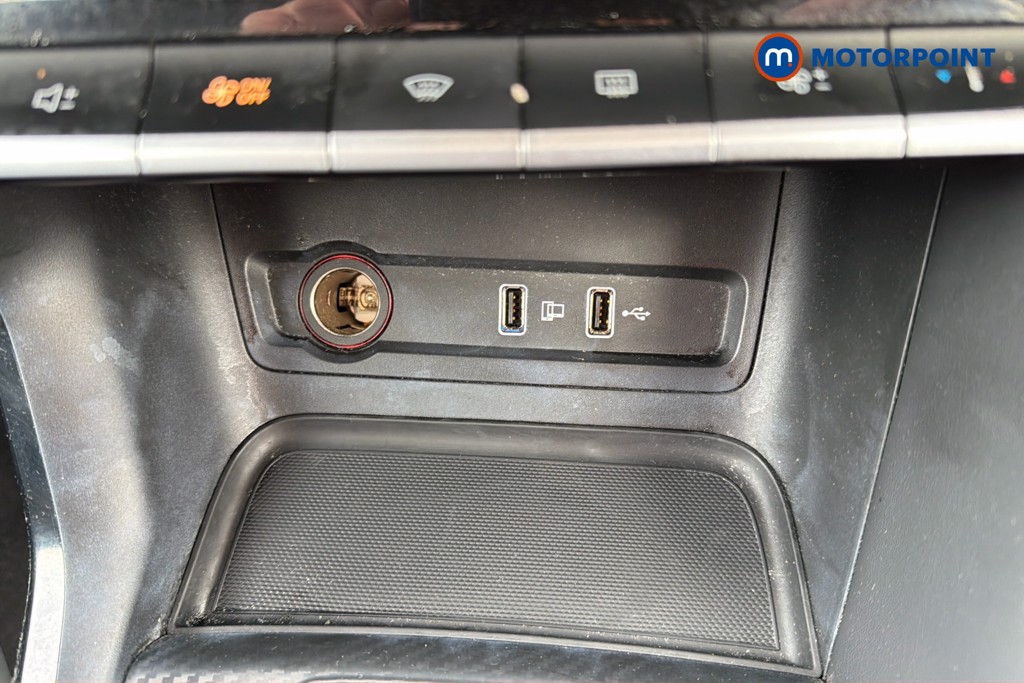 Mg Motor Uk ZS Exclusive Manual Petrol SUV - Stock Number (1632621) - 17th supplementary image