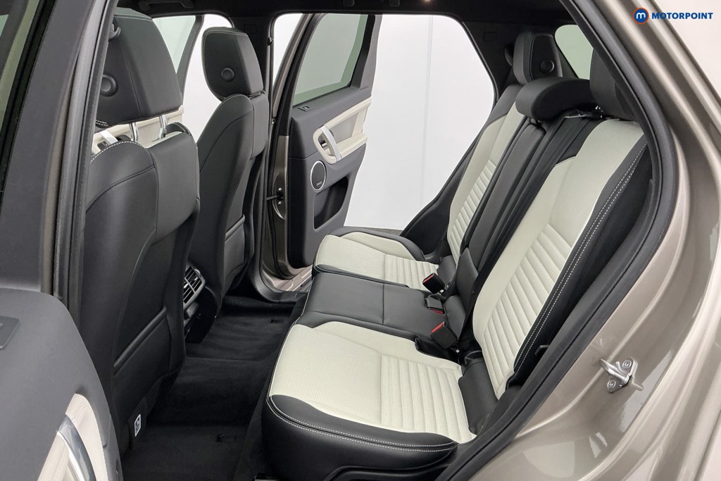 Land Rover Discovery Sport R-Dynamic Se Automatic Diesel SUV - Stock Number (1632637) - 7th supplementary image